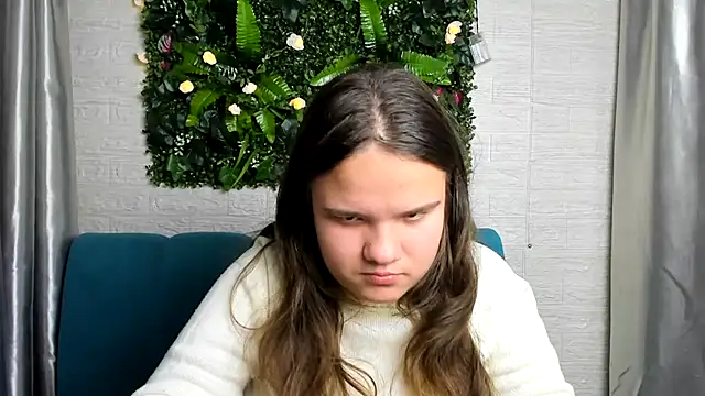 AdeleCruz online show from January 7, 3:33 pm