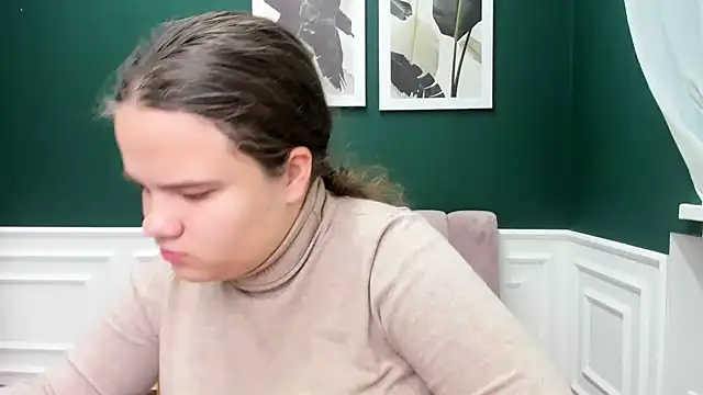 AdeleCruz online show from January 31, 8:11 am