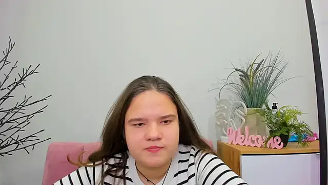 AdeleCruz online show from February 2, 1:19 pm