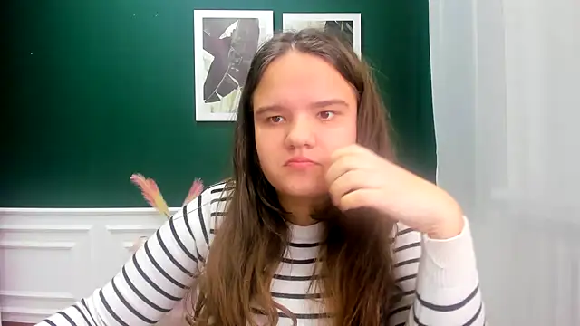 AdeleCruz online show from February 9, 4:29 pm