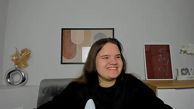 AdeleCruz online show from March 3, 1:20 pm