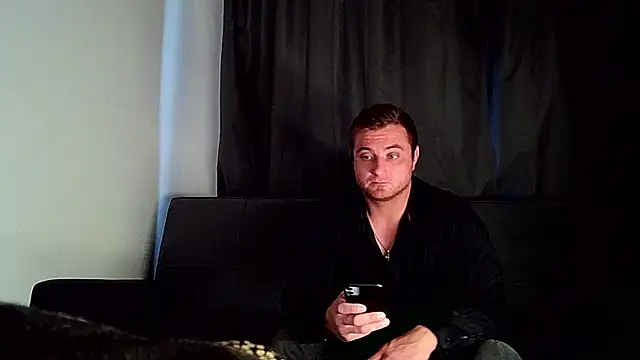 Snapshot of viamen chatting on May 29, 8:12 am viamen online show from May 29, 8:12 am