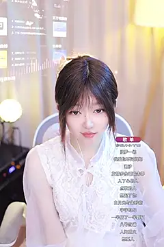 Snapshot of Zoe-99 chatting on January 13, 12:35 pm Zoe-99 online show from January 13, 12:35 pm