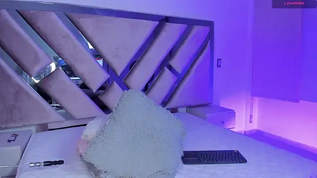 kathy bakerr online show from March 11, 2:12 pm