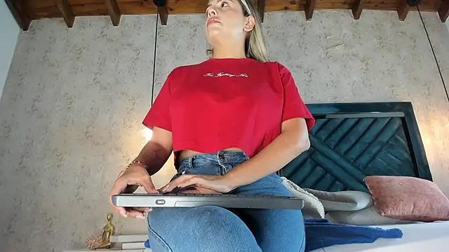 Marttina Ruiz online show from October 4, 7:34 pm