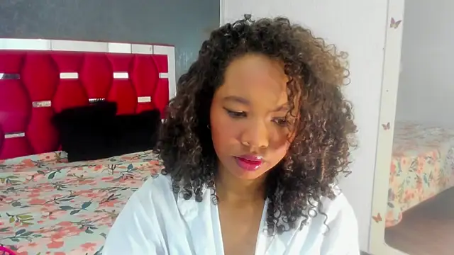 Snapshot of cataleyah_07 chatting on March 15, 11:51 am cataleyah 07 online show from March 15, 11:51 am