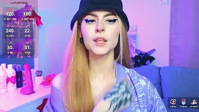 Emily  Mooree online show from February 6, 4:10 am