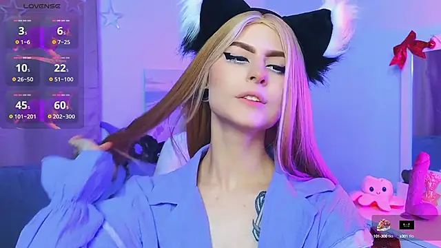 Emily  Mooree online show from February 10, 4:08 am