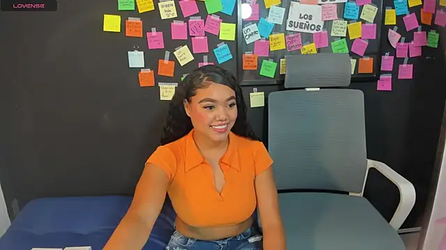 JasmineRose7 online show from November 25, 7:58 pm