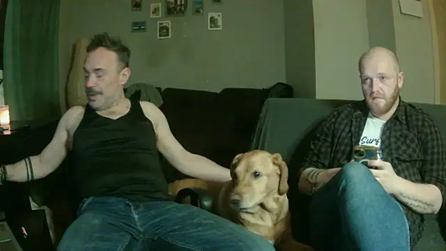 Snapshot of GaySexxPL chatting on April 26, 6:38 pm GaySexxPL online show from April 26, 6:38 pm