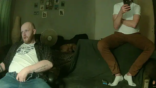 Snapshot of GaySexxPL chatting on April 27, 6:44 am GaySexxPL online show from April 27, 6:44 am