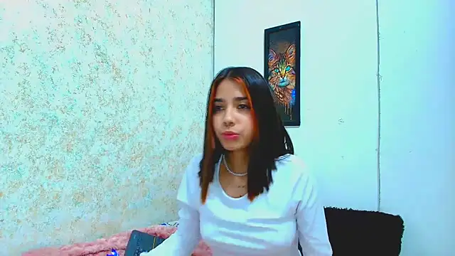 Snapshot of Rousse_violett chatting on March 5, 11:27 pm Rousse violett online show from March 5, 11:27 pm