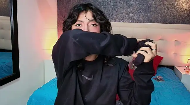 gabriela cortez online show from February 10, 10:40 pm