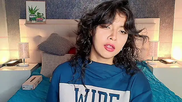 gabriela cortez online show from February 25, 12:14 am