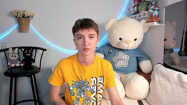 jeremy salvatore online show from March 18, 12:03 am