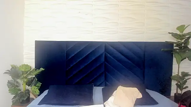 tim  fox online show from June 15, 11:56 am