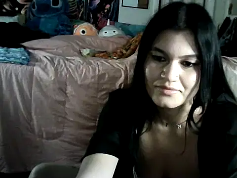 nikkikittyx3 online show from January 24, 7:41 am
