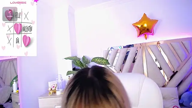 NyxAndria 1 online show from February 5, 7:53 pm