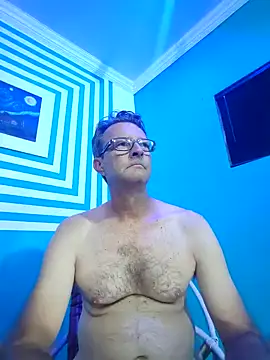 Snapshot of itsmeyes69 chatting on January 15, 8:48 pm itsmeyes69 online show from January 15, 8:48 pm