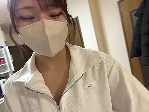 sakuchaaa 2525 online show from April 4, 11:46 pm