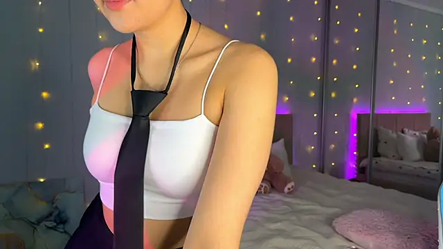 Mercedes Robinson online show from January 27, 7:35 am