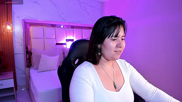 zoes milee online show from November 14, 11:09 am