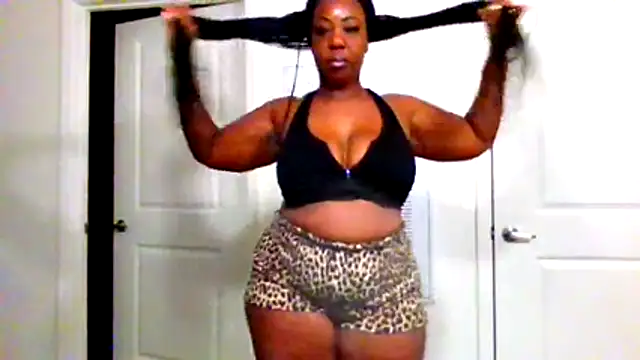 chocolatechipkukky85 online show from July 8, 4:06 am