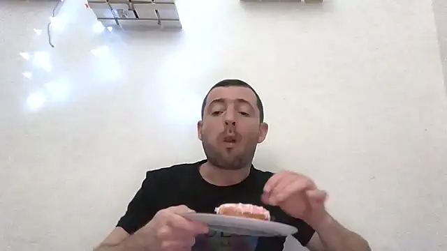 Snapshot of SeX_roomX chatting on February 26, 12:38 am SeX roomX online show from February 26, 12:38 am