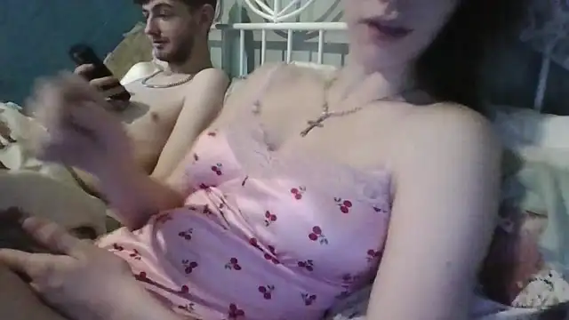 VioletxBlue online show from May 21, 10:11 am