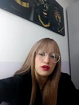 Snapshot of SussanHottye1_ chatting on January 18, 10:17 am SussanHottye1 online show from January 18, 10:17 am