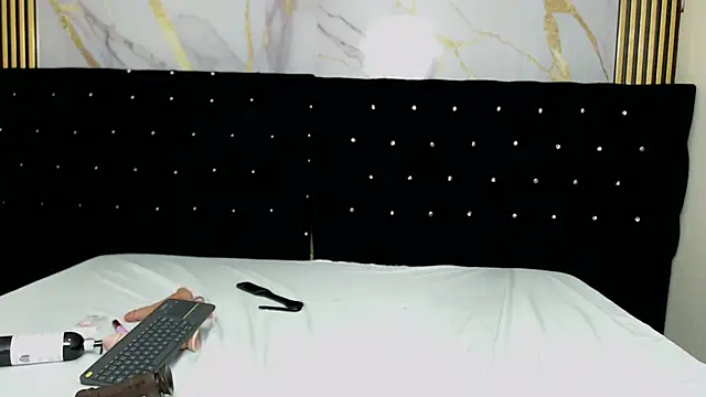 SalomeSimonz online show from March 6, 11:09 pm