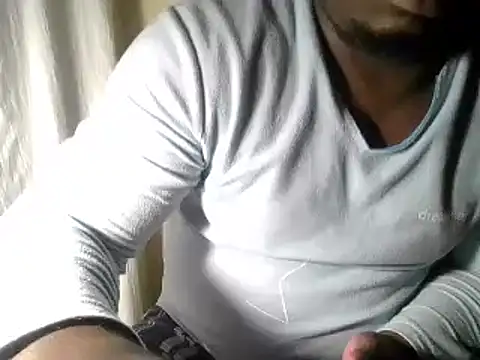 Snapshot of Dube501 chatting on February 25, 9:02 pm Dube501 online show from February 25, 9:02 pm