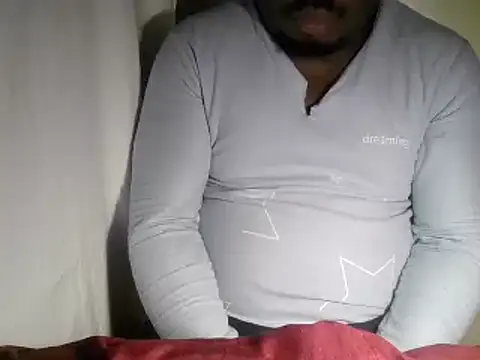 Snapshot of Dube501 chatting on February 28, 8:39 pm Dube501 online show from February 28, 8:39 pm