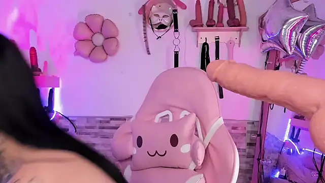 amyswallow7 online show from November 15, 1:03 am