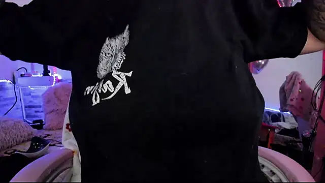 amyswallow7 online show from December 2, 3:12 am