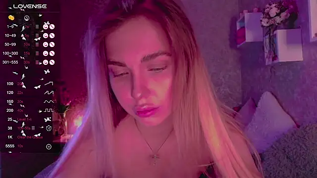 Mika Rayy online show from March 13, 11:05 pm