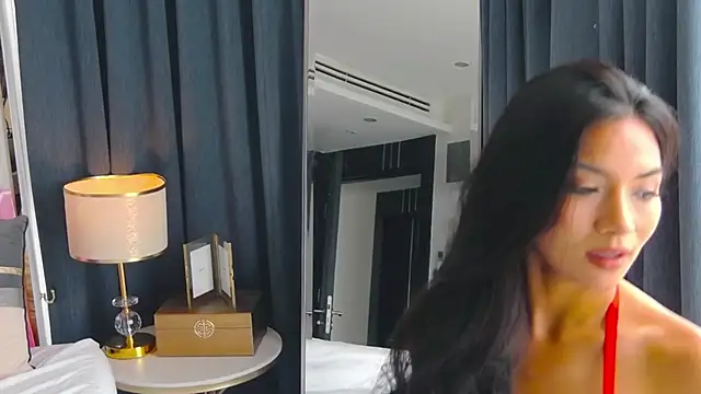 nixkifox1 online show from January 7, 2:25 am