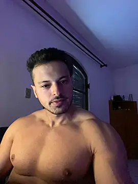 Snapshot of Lucasfit24 chatting on February 25, 12:03 pm Lucasfit24 online show from February 25, 12:03 pm