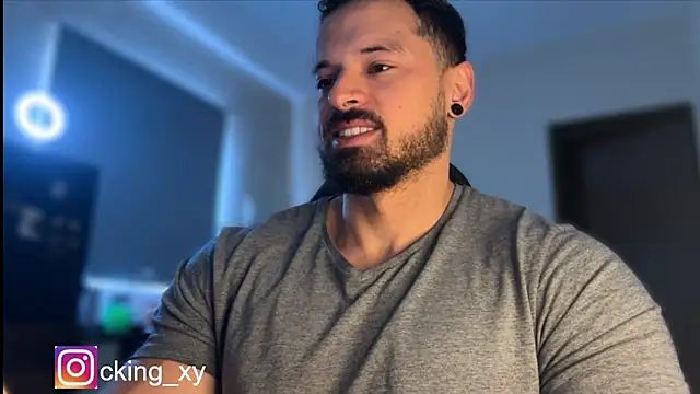 Snapshot of Lucasfit24 chatting on October 20, 2:17 pm Lucasfit24 online show from October 20, 2:17 pm