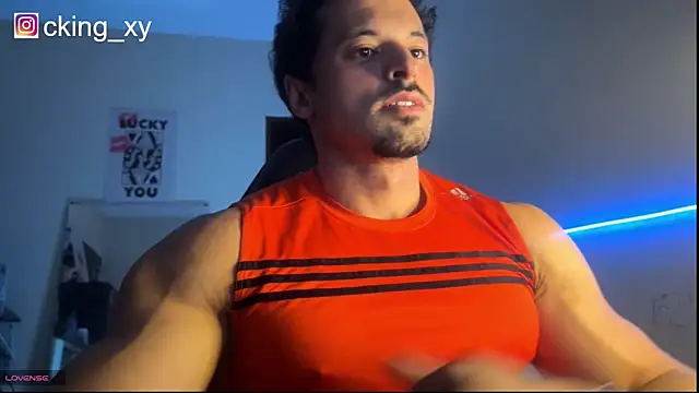 Snapshot of Lucasfit24 chatting on May 12, 1:14 am Lucasfit24 online show from May 12, 1:14 am