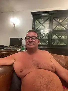 Snapshot of MountJohnXL chatting on June 10, 11:57 pm MountJohnXL online show from June 10, 11:57 pm