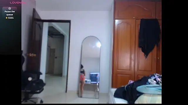 Snapshot of leslycarsson chatting on October 8, 11:02 pm leslycarsson online show from October 8, 11:02 pm