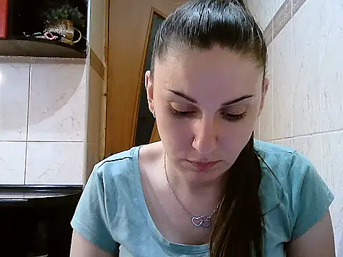 Yuliia30 online show from April 3, 1:20 pm