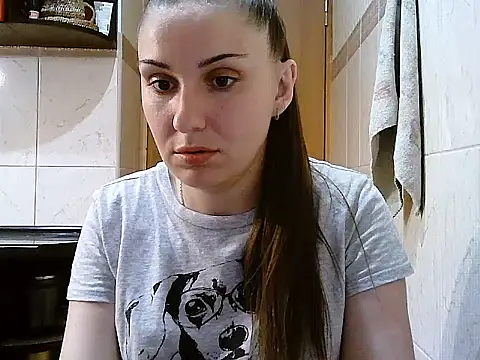 Snapshot of Yuliia30 chatting on June 10, 6:18 pm Yuliia30 online show from June 10, 6:18 pm