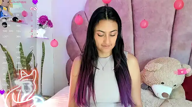 sweetfoxy 17 online show from February 12, 6:40 pm