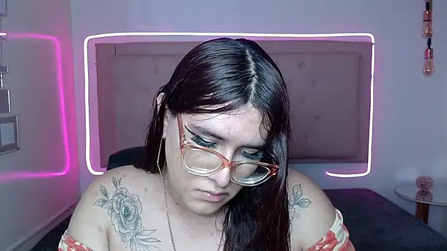 kathepickmanx online show from October 12, 3:49 am