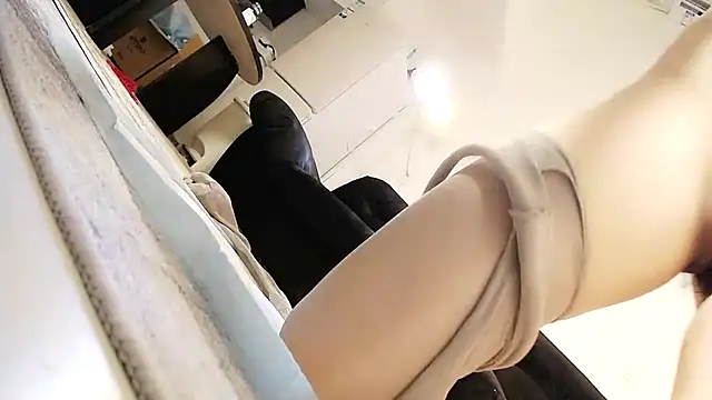 Hey-Cute online show from February 7, 6:02 pm