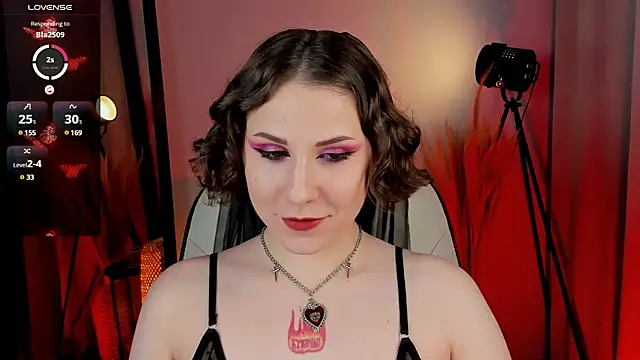 Eva Moss  online show from January 24, 1:45 am