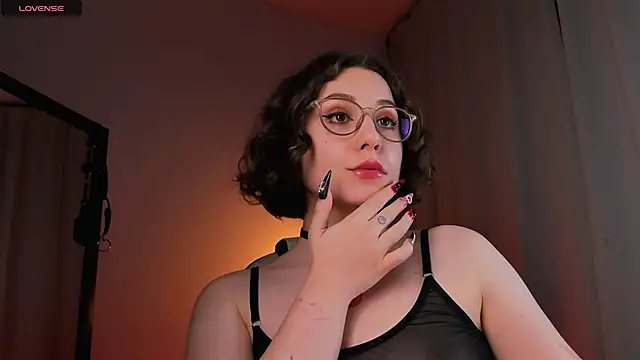 Eva Moss  online show from March 4, 3:33 am