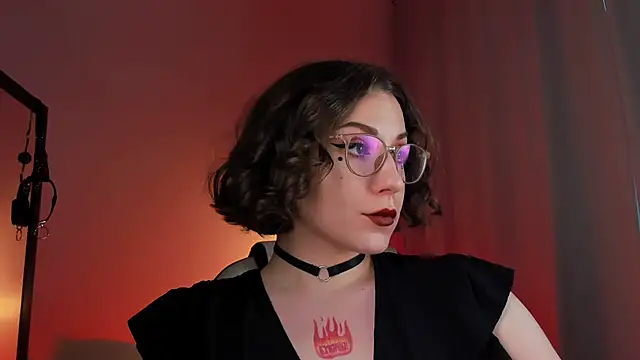 Eva Moss  online show from March 15, 4:57 am